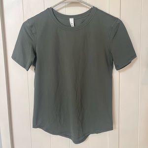 lululemon run and train tee